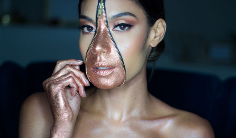 Beauty Jar: Insta-Glam rasporena Halloween maska