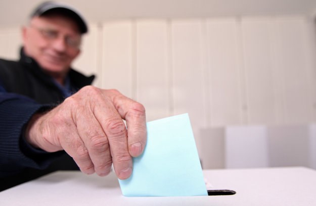 Građani se žale na needuciranost biračkih odbora: "Mrtvi glasaju, a meni nitko ne zna pomoći"