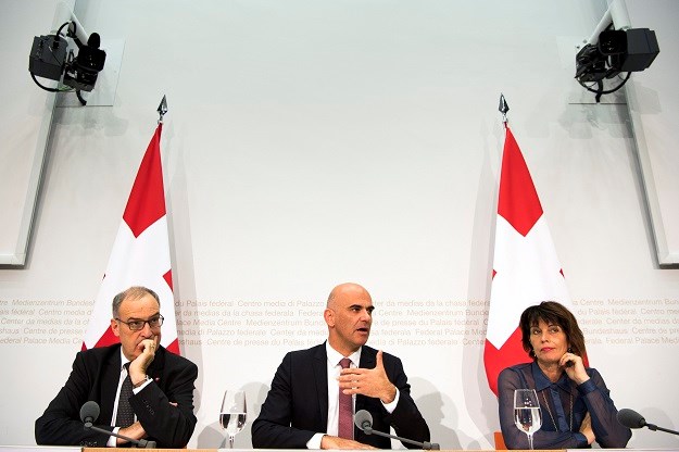 Švicarski glasači dopustili prisluškivanje i nadzor elektroničke pošte