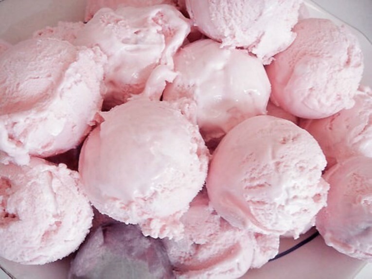 Za one koji paze na liniju: Domaći sladoled od 3 sastojka bez šećera