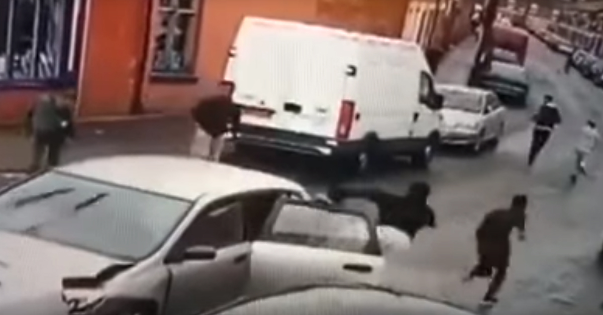 VIDEO Zabili se u Audi i postali hit na društvenim mrežama: Prebrojite putnike u Hondi