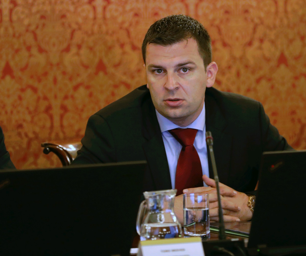 Zastupnik HDZ-a i zastupnik HSLS-a u samoizolaciji, bili na sastanku sa zaraženim