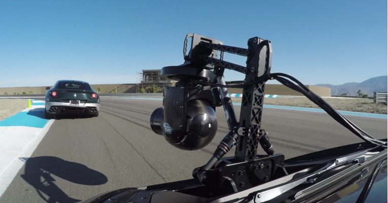 VIDEO HuraCAM je najbrža kamera na svijetu: Pogledajte ju u lovu na Ferrari