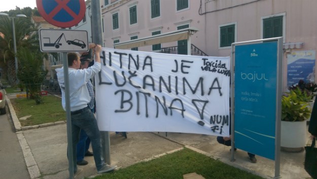 Želi premjestiti Hitnu pomoć u Blato: Ministru Nakiću problem što u Veloj Luci vlada SDP?!