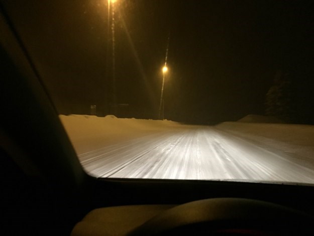 Snježni kaos: Kamioni ne mogu do Dalmacije ni Rijeke, u prekidu i trajektni promet