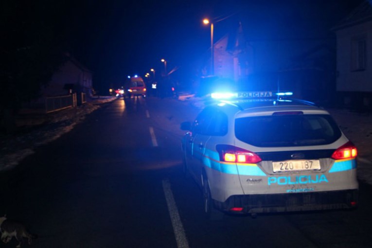 Žena poginula u naletu auta kod Požege: "Bilo je strašno, pala je na vjetrobransko staklo"