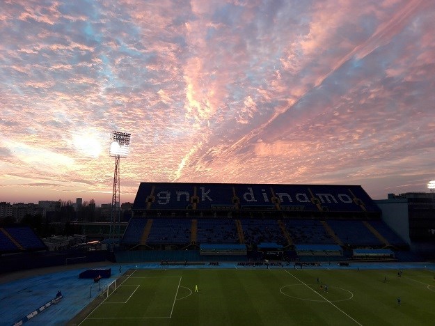 FOTO Nesvakidašnji prizor: Nebo iznad Zagreba danas je bilo nevjerojatno