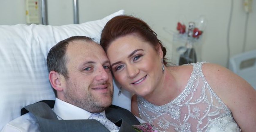 FOTO Nisu otkazali svadbu nakon nesreće: Umjesto pod dubrovačkim zidinama, vjenčali se u bolnici