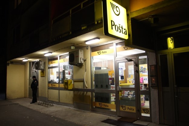 VIDEO U Zagrebu u nekoliko sati opljačkane dvije pošte, opet su razbojnici prijetili pištoljem
