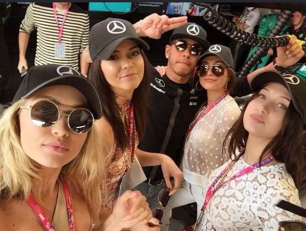 Lewis Hamilton ljubi 10 godina mlađu manekenku Gigi Hadid?