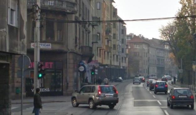 Jedna osoba ozlijeđena u sudaru tri automobila u Zagrebu