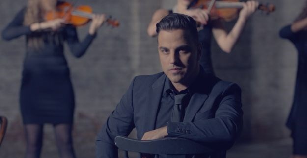 Ivan Zak predstavio spot za baladu "Ne pitaš za mene"