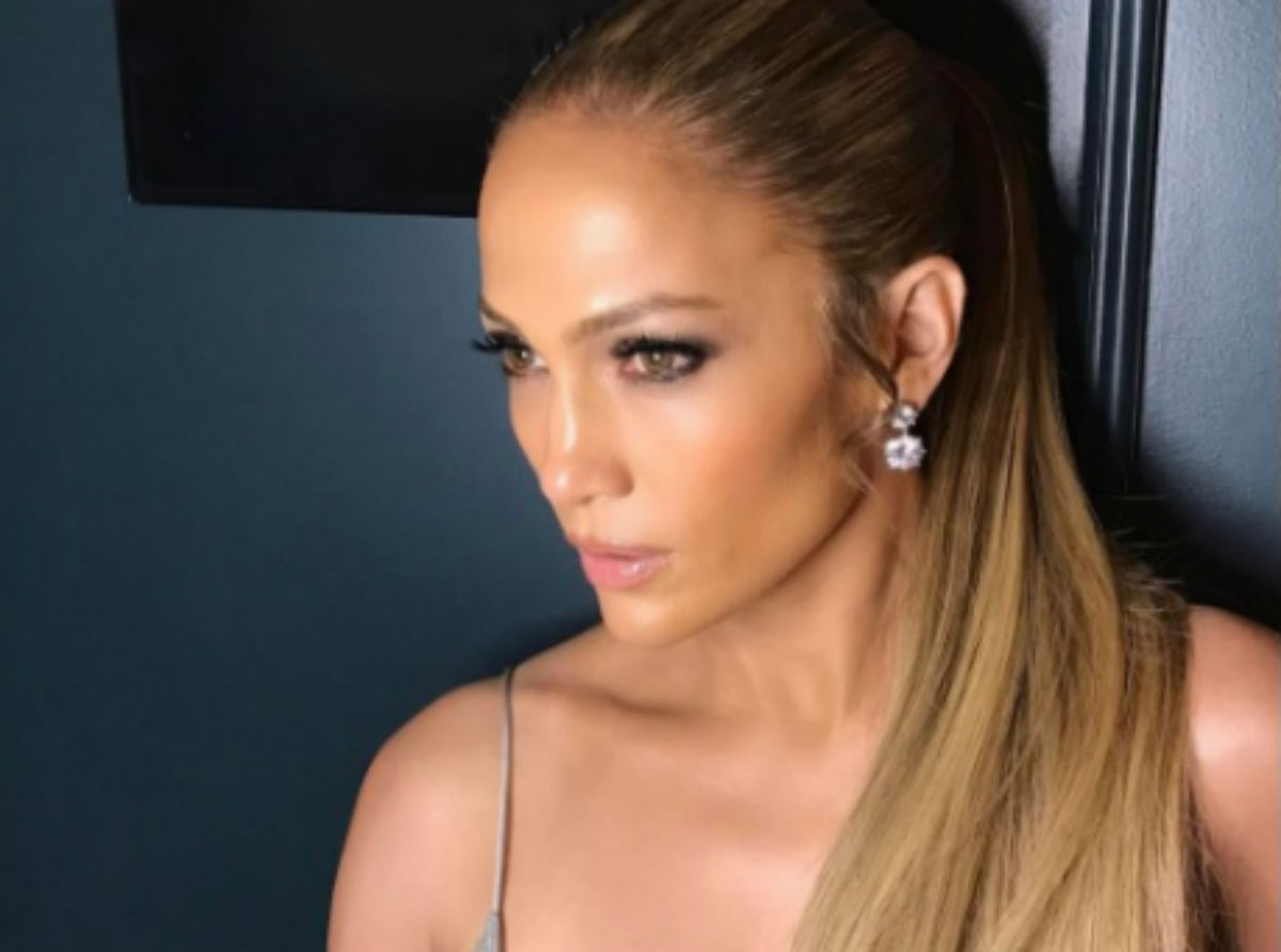 Nikada ne bismo rekli da i Jennifer Lopez nosi komade od 100 i nešto kuna