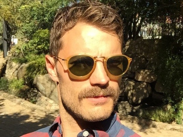 Brkovi su opet u modi: Gospodin Grey pohvalio se novim izgledom na Instagramu