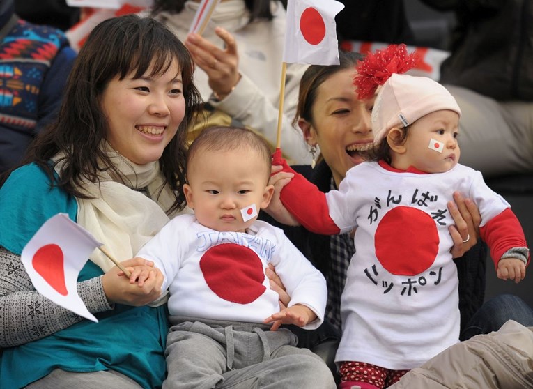 Japanski političar: Žene bez djece su teret za društvo