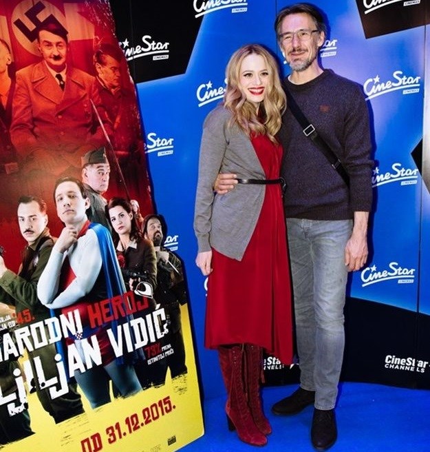 Zvijezda večeri: Jelena Veljača na crvenom tepihu prvi put nakon poroda