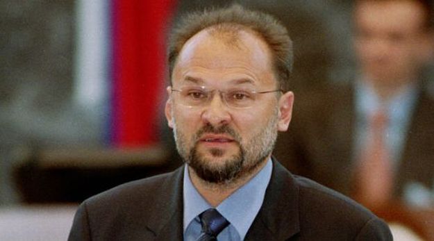 Kacin: BiH smije raspravljati oko granice s Crnom Gorom, ali neka misli na posljedice