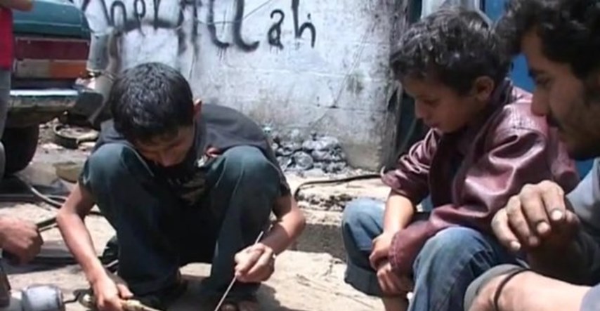 Tragična sudbina jemenske djece: Gine ih na desetke, a milijun ih ne može u školu