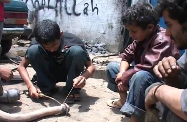 Tragična sudbina jemenske djece: Gine ih na desetke, a milijun ih ne može u školu