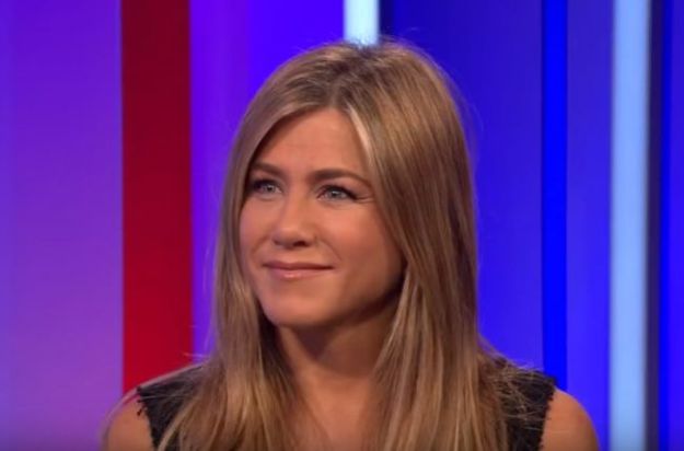 VIDEO Dok su se svi divili njenoj ljepoti, Jennifer Aniston se izblamirala "seksi igračkama"