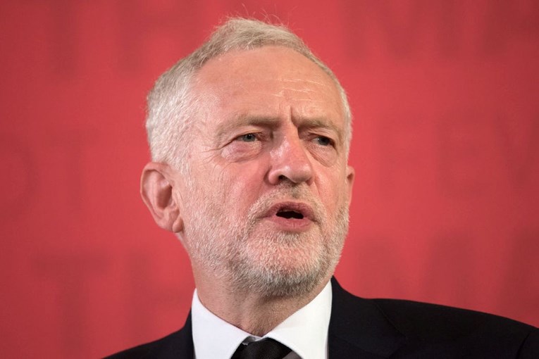 Jeremy Corbyn povezao terorizam s britanskim vojnim intervencijama, Boris Johnnson ga žestoko napao