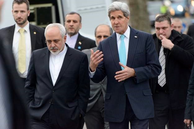 Nastavljeni iranski nuklearni pregovori, rok do ponoći