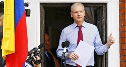Assange tražio povlačenje uhidbenog naloga jer želi ići na pogreb, Švedska ga odbila