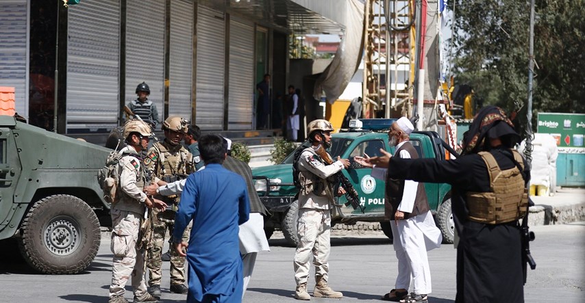 Zaposlenici EU-a optuženi za preprodaju alkohola u Kabulu