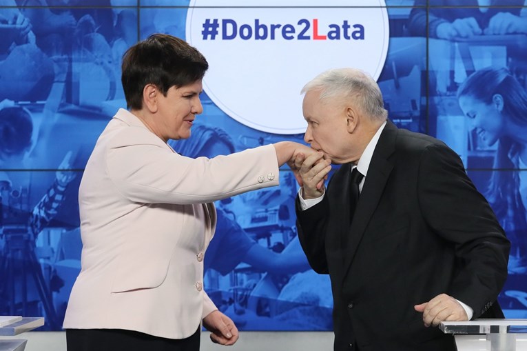 Poljska vladajuća stranka mogla bi smijeniti premijerku sljedećeg tjedna