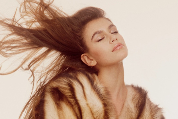 Zanosna na mamu: Kći Cindy Crawford snimila još jedan modni editorial