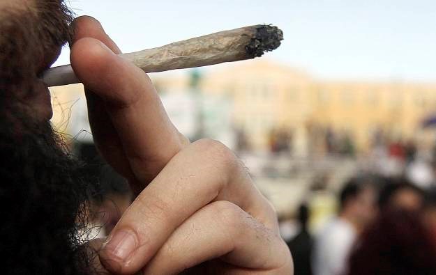 UK: U četiri dana prikupljeni potpisi za parlamentarnu raspravu o legalizaciji marihuane