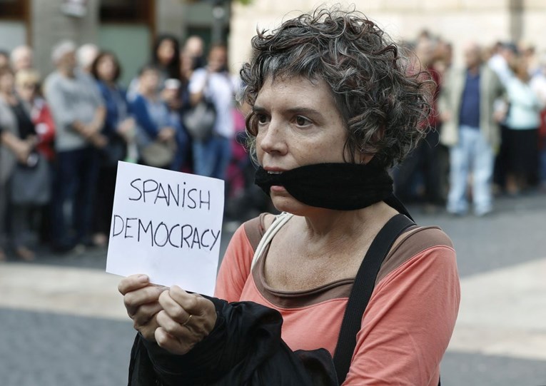 Španjolska vlada i oporba složni: Kataloniji trebaju novi izbori