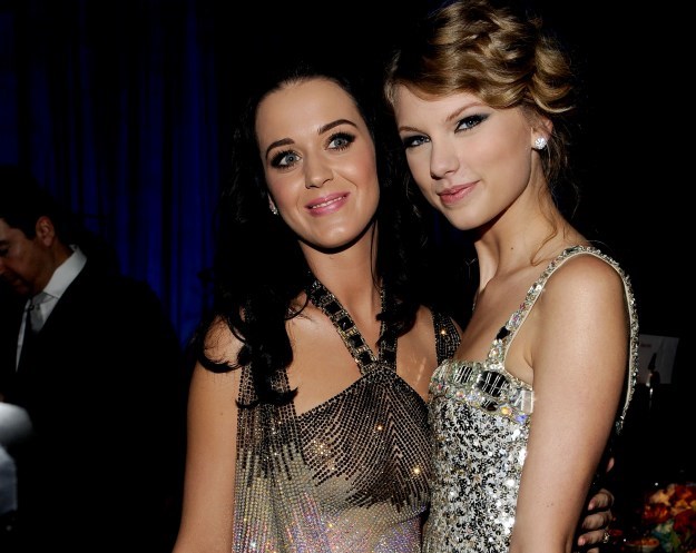 Katy Perry planira spustiti Taylor Swift na Super Bowlu: "To bi bilo zabavno!"