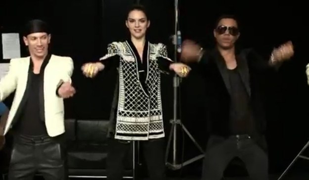 Još jedan dokaz da manekenke i ples ne idu zajedno: Kendall Jenner u novoj reklami za "H&M x Balmain"