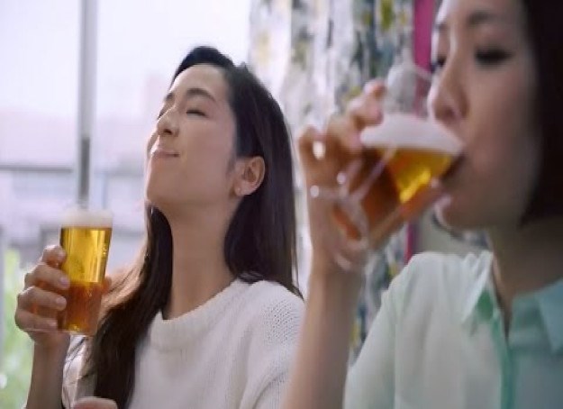 Slatke male pijanice: Izumljeno pivo s kolagenom za žene