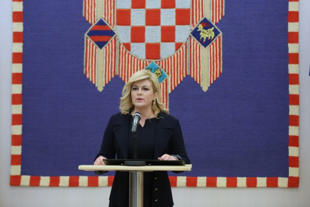 Kolinda: Ili ćemo sutra imati mandatara ili raspisujem izbore