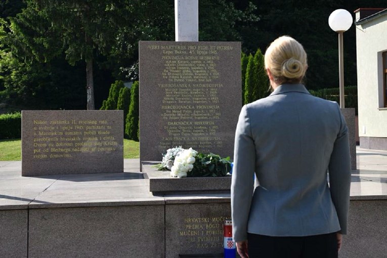 Kolinda se u Maclju poklonila žrtvama komunističkog režima