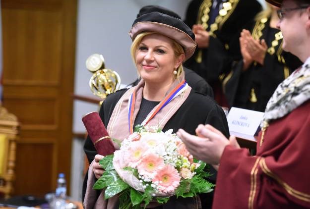 Kolinda dobila počasni doktorat slovačkog sveučilišta