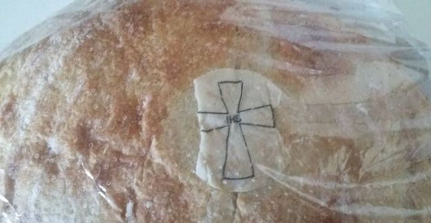 Todorić prodaje kruh s križem, jesu li hostije sljedeće na meniju?