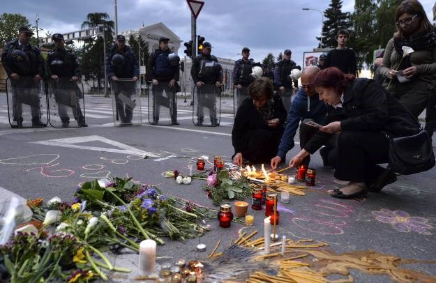 Tisuće kosovskih Albanaca na pokopu ubijenih u Kumanovu