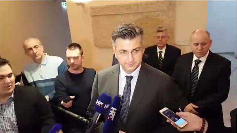 VIDEO - U ZADNJI ČAS Plenković ide nagovoriti MOST da spasi Barišića