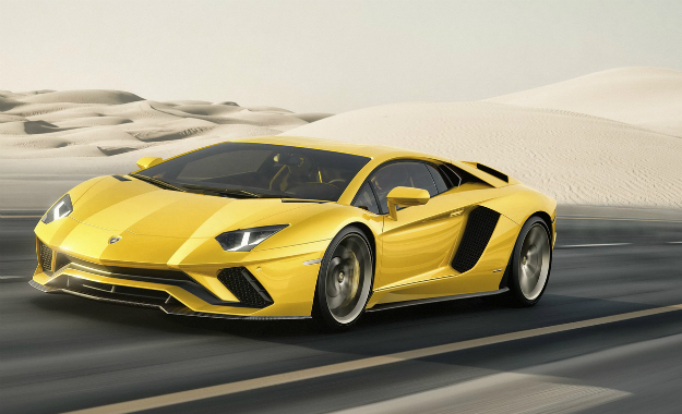 Razjareni bik napada: Pogledajte novi Aventador S