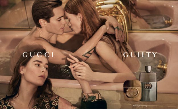 Napokon u izdanju u kakvom ga volimo: Jared Leto u kadi s manekenkom u novoj Gucci reklami