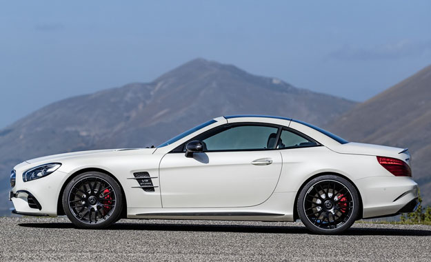 Mercedes SL posve službeno