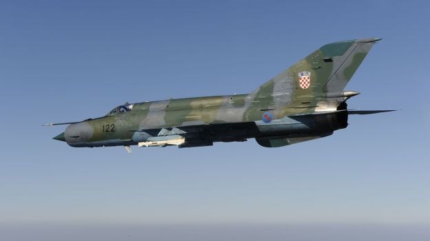 Do petka letačke aktivnosti MiG-ova: Moguće detonacije zbog probijanja zvučnog zida