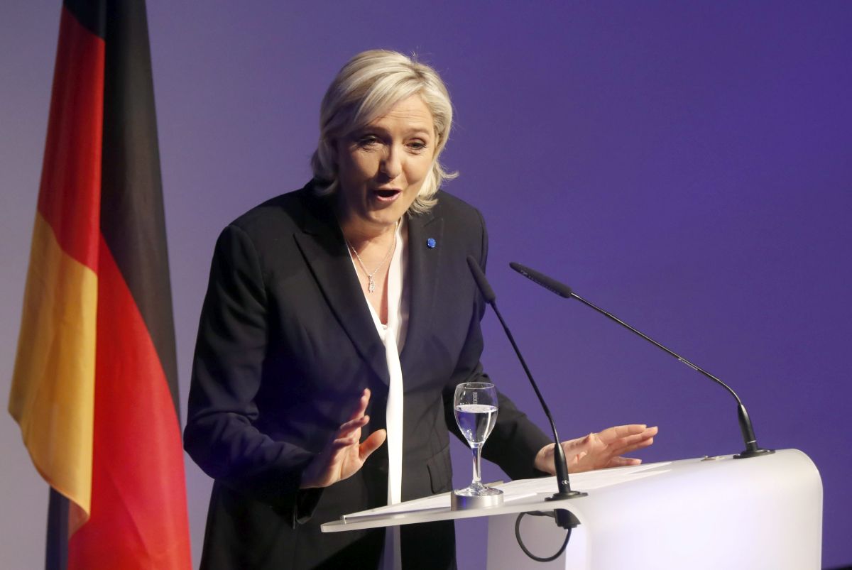 Le Pen počela kampanju, najavljuje napuštanje eura, NATO zapovjedništva i tvrdi stav prema migrantima