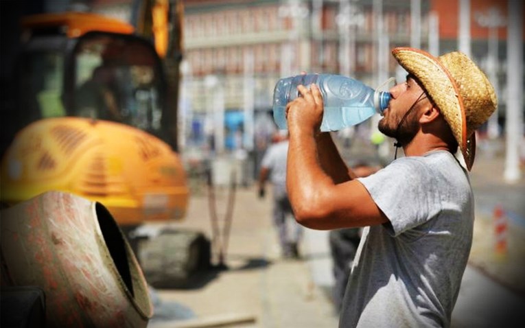 KAKO PODNOSITE EKSTREMNE TEMPERATURE? Prenosimo vaša iskustva: "Išla sam do dućana i umrla"