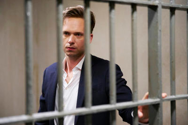 Od danas ponovno kreće serija "Suits": Mike je u zatvoru, tko ga je izdao?