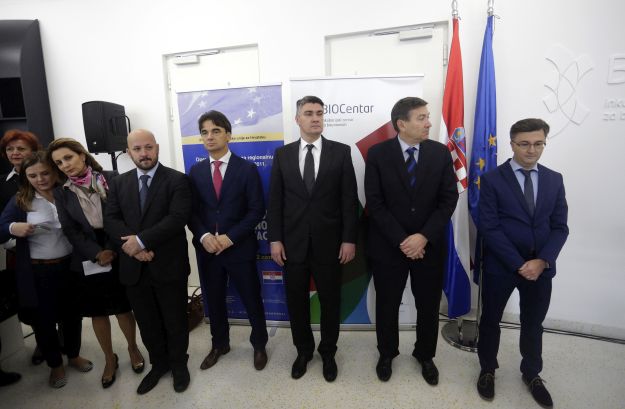 Milanović i Mornar složni: Novca za povećanje plaća nema, štrajk prosvjetara je nerealan