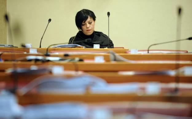 Holy o istraživanju nafte: Milanović govori neistine i laži, procedura je prekršena